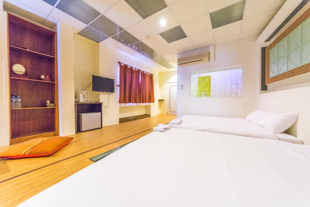 Found Hostel Kota Tua Kota Tua Hengchun Bagian luar foto